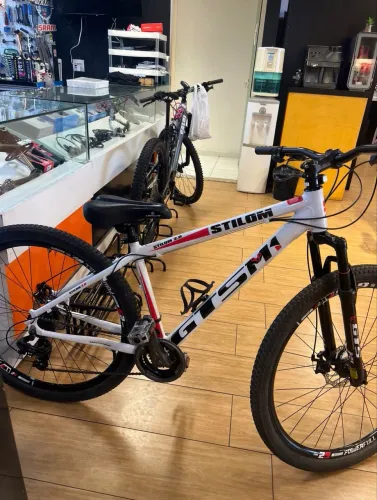 Bicicleta Stilom 2.0 GTS M1 aro 29 - 21 marchas - Revisada, pronta para uso