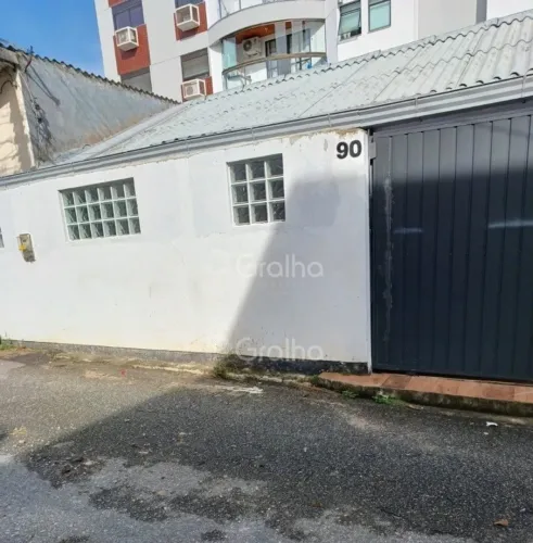Casa para Venda em Florianópolis, Beiramar, 2 dormitórios, 2 banheiros, 1 vaga
