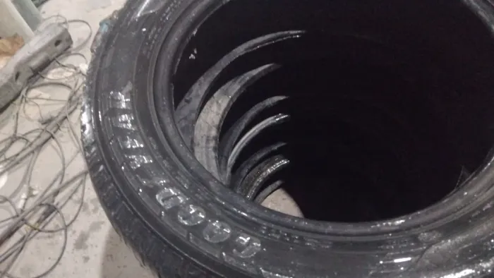 Jogo de Pneus GoodYear 215/60r17