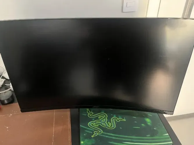 Monitor curvo 165 hz 27'