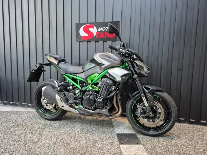 Kawasaki z900 r