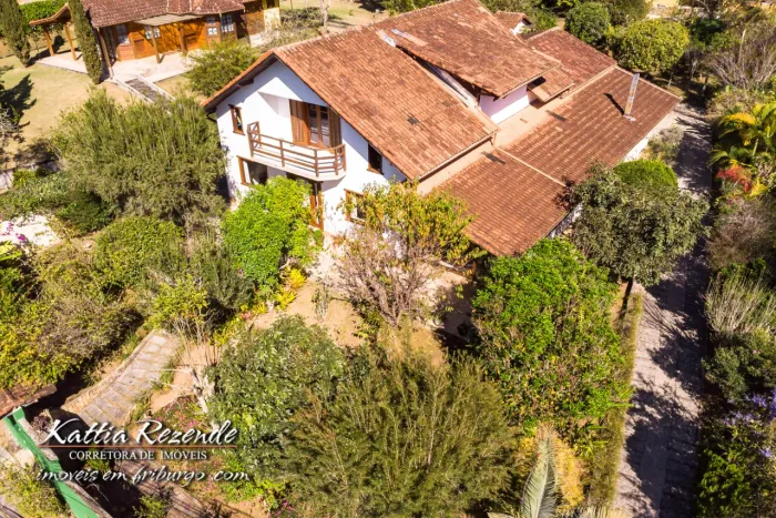 Casa em condomínio/Ponte da Saudade - Nova Friburgo - RJ
