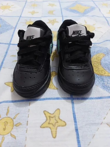 Tênis infantil Nike Air novo