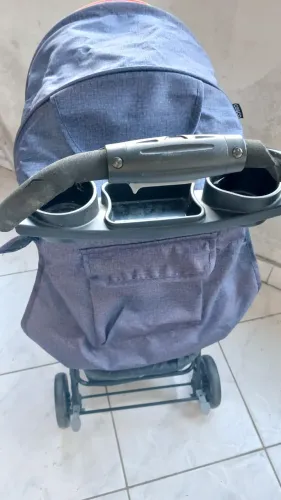 Carrinho bebê cosco