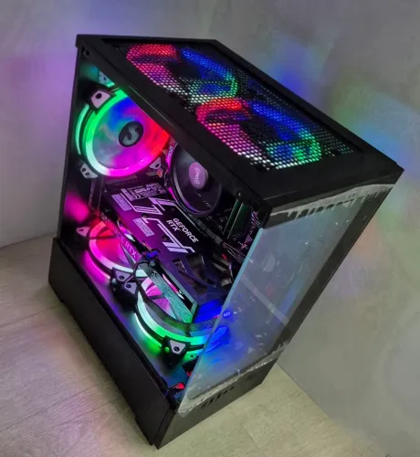 Pc gamer com Rtx 5050 e 16gb de ram - 3 meses de uso