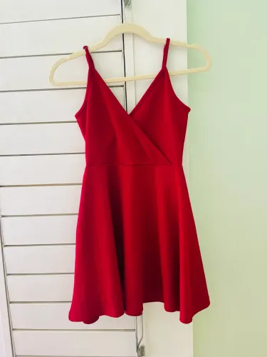 Vestido curto transpassado godê PP