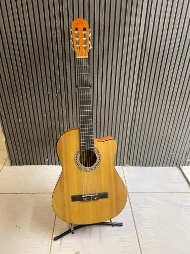 Violão, Elétrico, acústico, + 1 Capa e + 1 Suporte no precinho