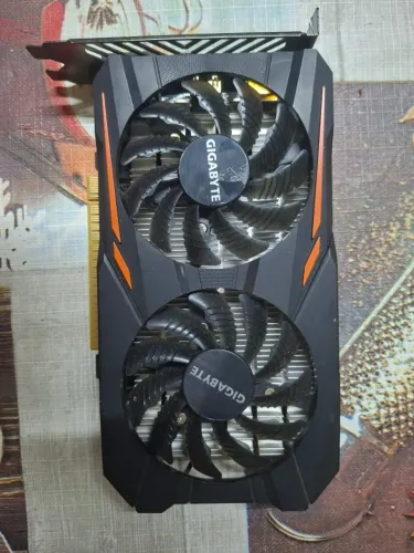 Gigabyte GTX 1050 TI 4gb VRAM