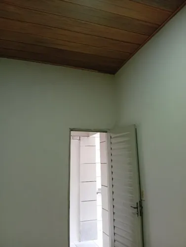 Casa em Teresina, 2 quartos garagem, bairro vermelha.