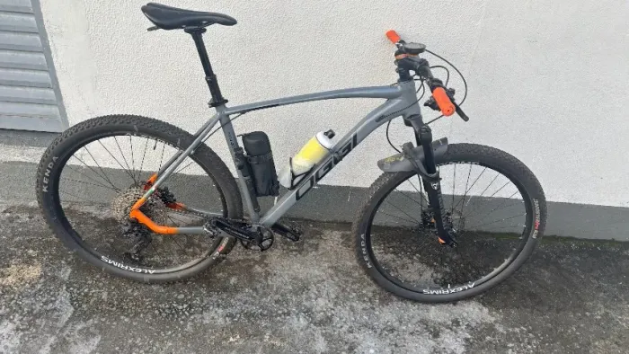 Oggi 7.3 modificada - Tamanho 21/XL