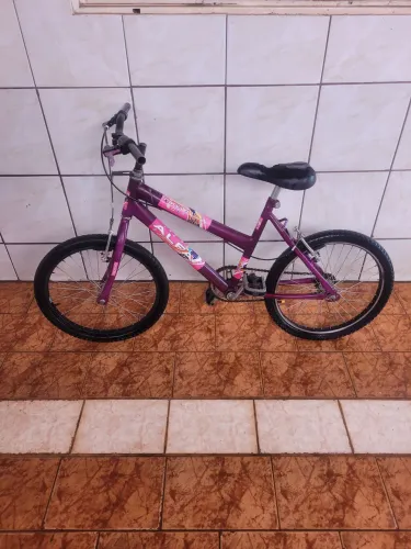 Vendo esta bicicleta aro 20