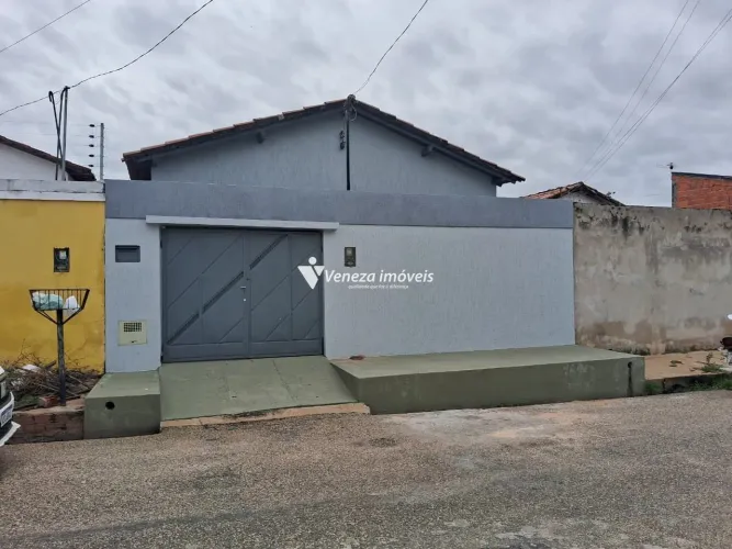 Casa Residencial no Bairro Esplanada para aluguel
