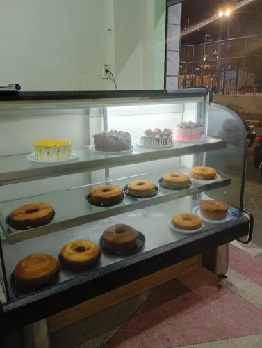 Balcão expositor comercial c/rodinhas n é refrigerado 