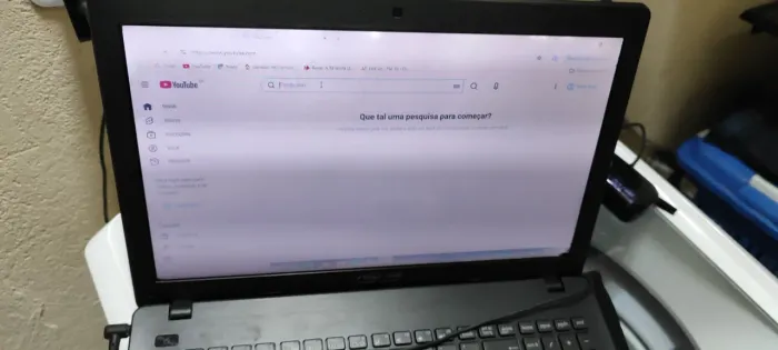 Vendo notebook bem conservado algumas avarias