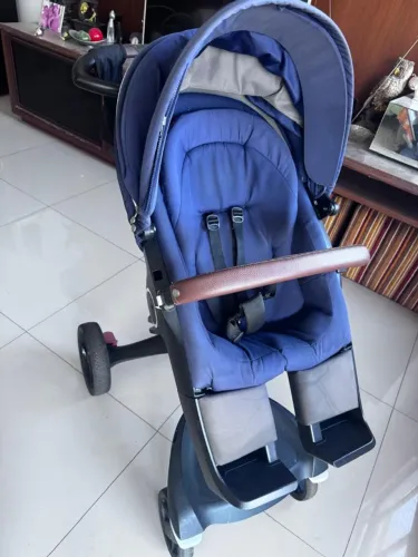 Carrinho de bebê importado Stokke
