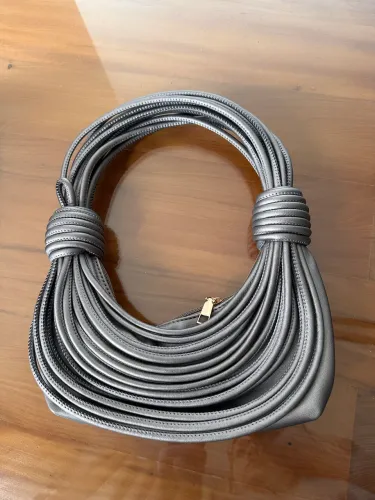 Bolsa prata feminina 