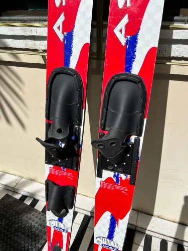 Esqui Astra W 67 para barco