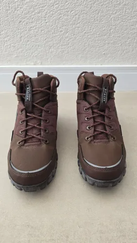 Bota Oakley Halftrack Mid II Marrom (Tam. BR 41) - Excelente Estado