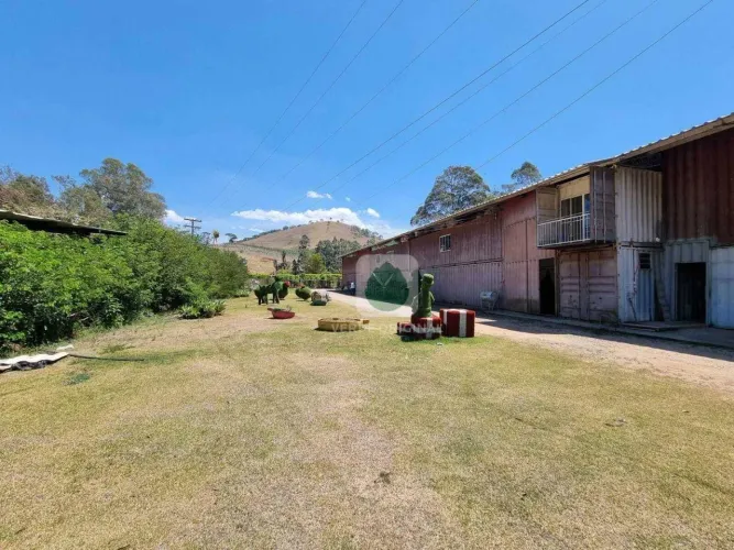 Galpão para alugar, 396 m² por R$ 3.000,00/mês - Rodovia - São Bento do Sapucaí/SP