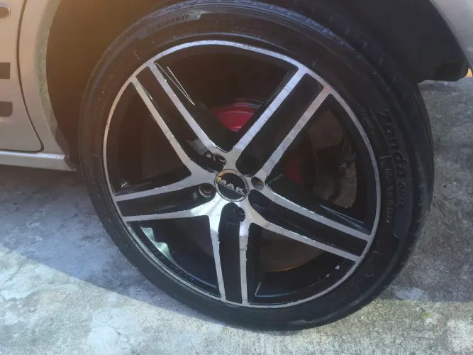 Vendo ou troco rodas Aro 17 4x100