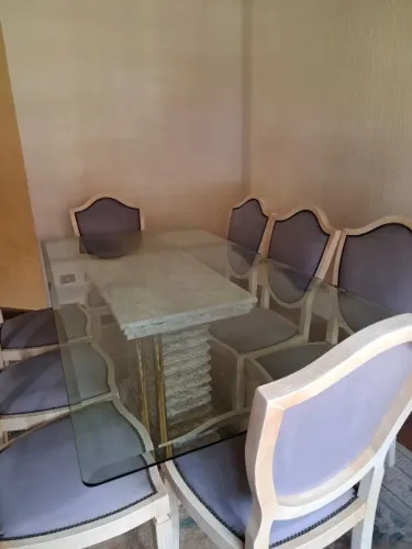 Mesa de vidro e mármore 8 lugares alto padrão