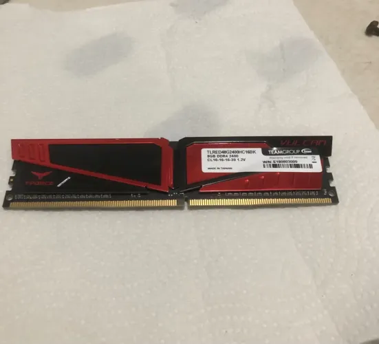 Memória ram 8gb DDR4 2400MHz