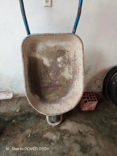 Carrinho de mão Tramontina 
