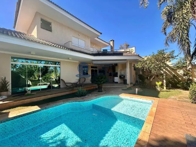 Casa Mobiliada para Alugar na Zona Leste de Sorocaba | 3 Suítes, Piscina e Condomínio Fech