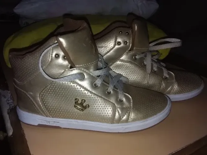 Tenis Infantil K quase nao foi usado Original