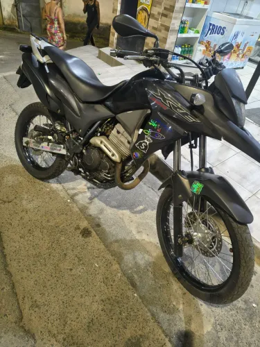 XRE 300 ano 2013 em ótimo estado de conservação (raios inox), documentação em dias .......