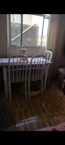Mesa 4 cadeiras/não entrego *******SÓ RESPONDO NO CHAT DO OLX*******