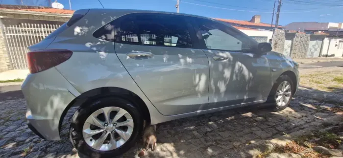 Chevrolet Onix Hatch LT 1.0 12V Flex Mec. 4P 2022