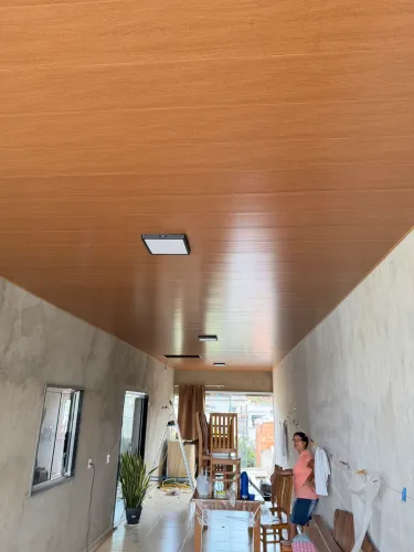 Forro PVC Amadeirado Premium - Instalação Profissional