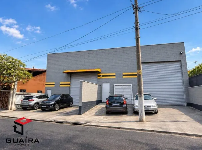 Galpão para aluguel 4 vagas Santo Antônio - Santo André - SP