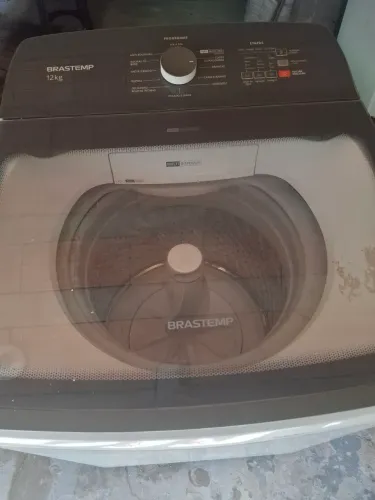 Máquina de lavar roupas Brastemp 12kg.