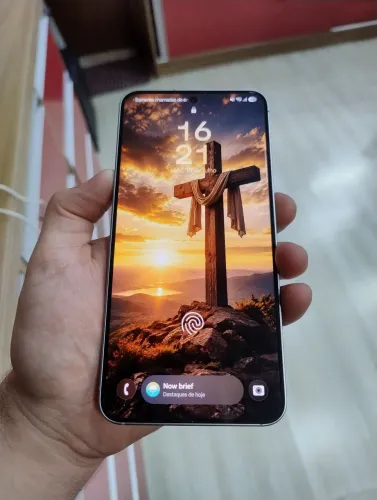 S25 para peças - NÃO PEGA CHIP