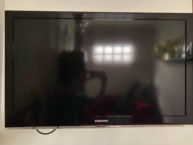 TV Samsung 40" LCD Modelo LN40