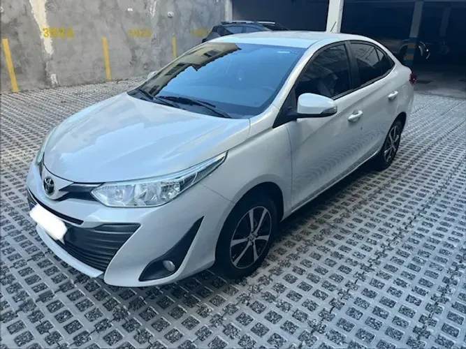 Toyota Yaris XS Connect Sedan 1.5 Flex 16V AUT 2021