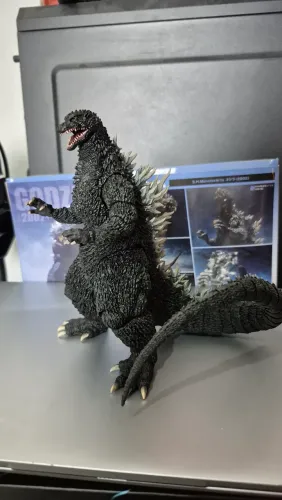 Godzilla 2002 Bandai Sh Monsterarts 