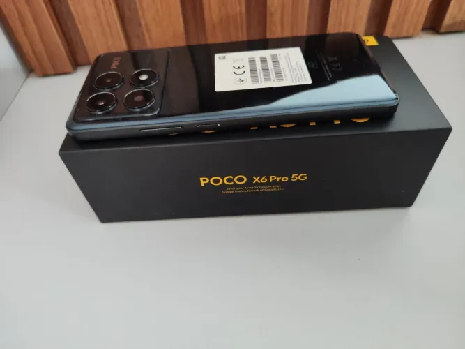 Poco X6 pro 12 de ram e 512 de armazenamento seminovo