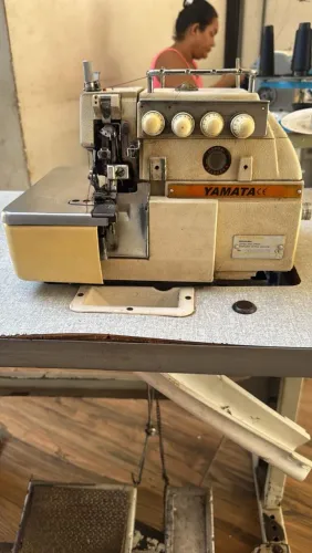 Máquina overloque ponto cadeia
