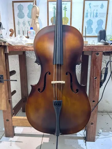 Violoncelo 4/4 excelente estado por 3 mil entrega imediata no grande Recife
