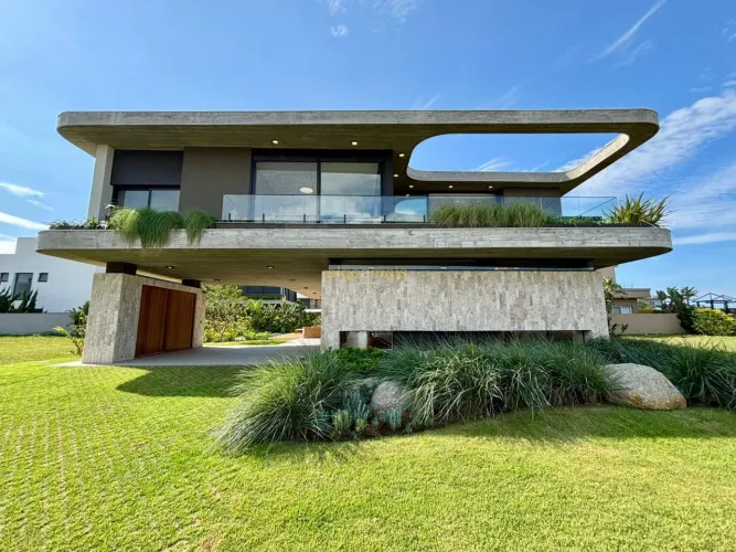 Casa em Condomínio à venda em Xangri-Lá - Condomínio Playa Vista REF: CA2909