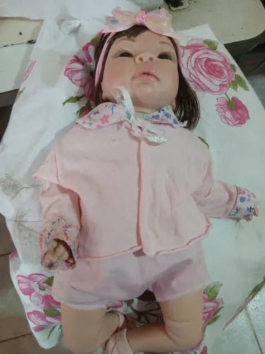 Bebê reborn, seminova