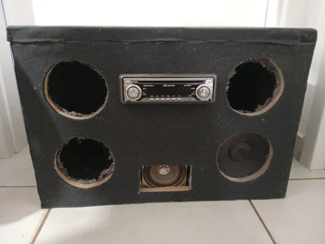 caixa de som customizada
