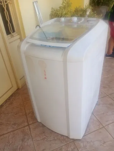 Máquina de levar usada