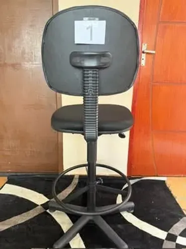 Cadeira Caixa Alta