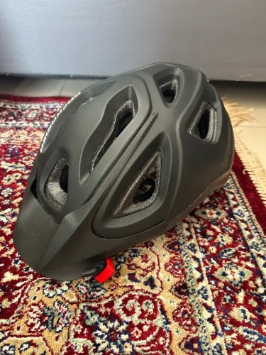 Capacete de ciclismo rockrider