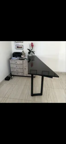 Mesa para consultório / escritório 
