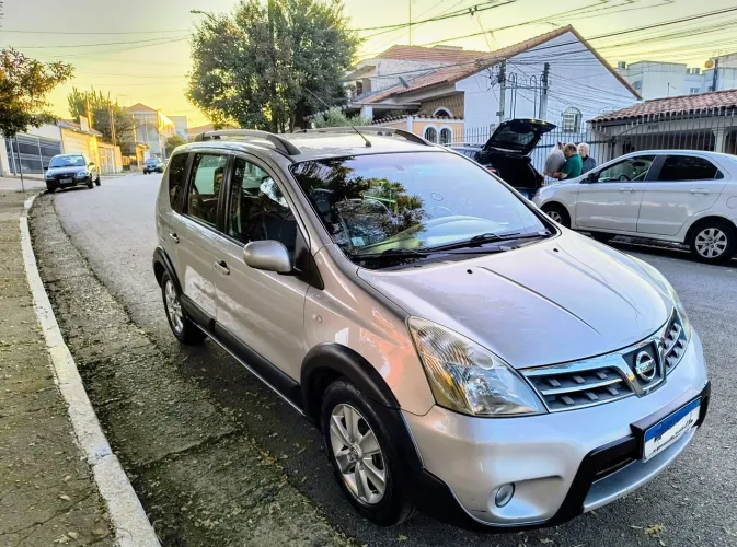 Nissan Livina X-gear Sl/X-gear 1.8 Flex F. Aut. 2014